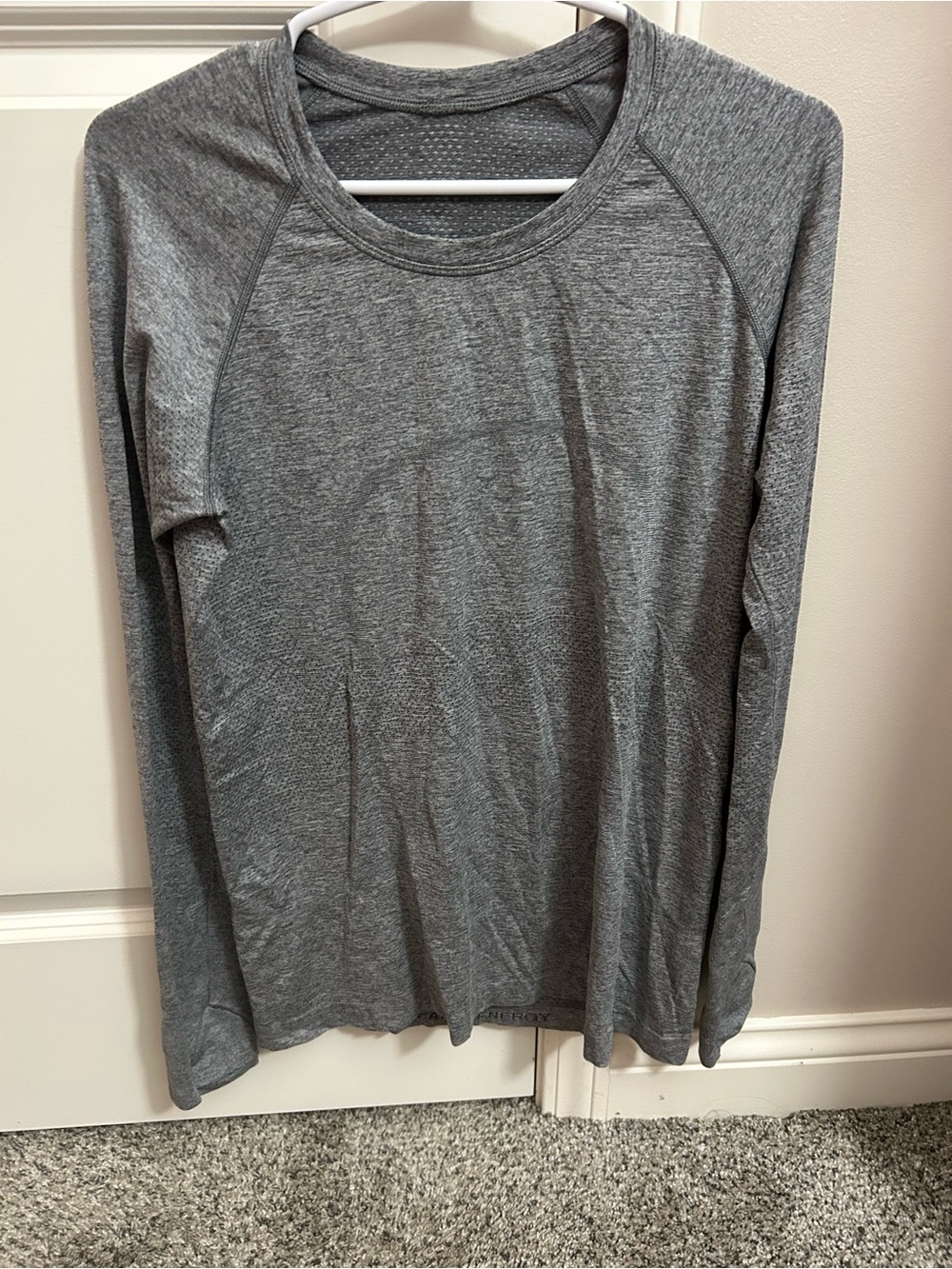 Lululemon Gray Swiftly Tech Long-Sleeve Shirt 2.0 Hip Length